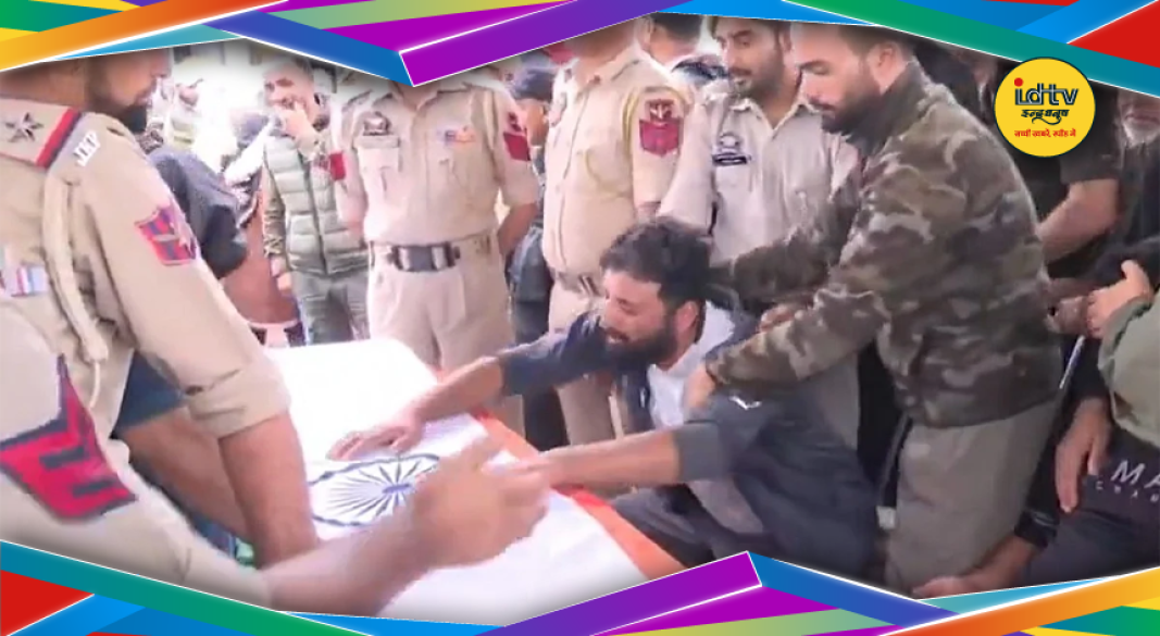 अनंतनाग आतंकी हमले के बाद कश्मीर घाटी में सुरक्षाबलों का तलाशी अभियान